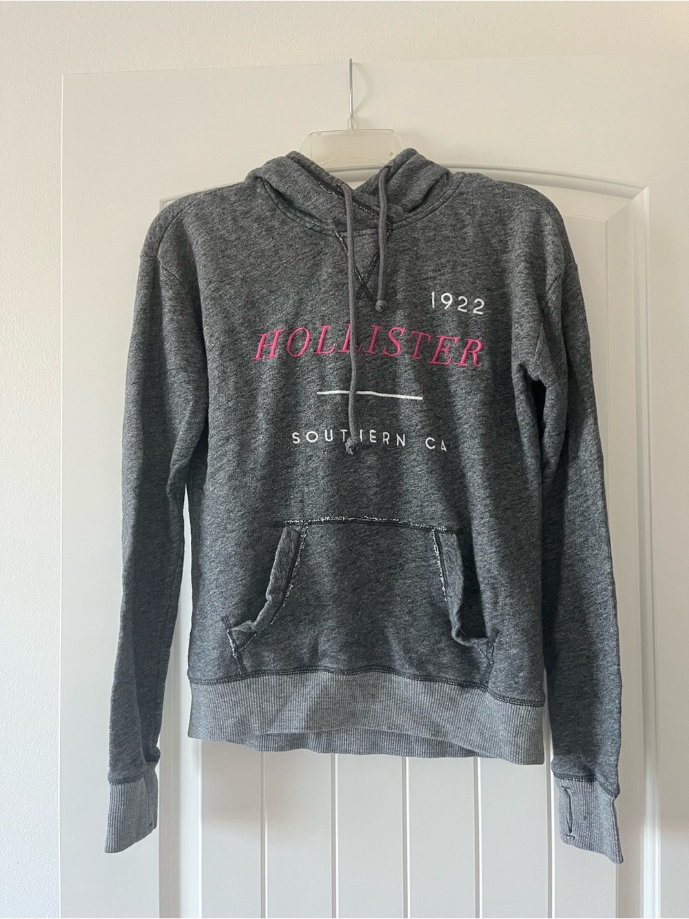 Y2K Hollister Women's Gray Hoodie Sweatshirt